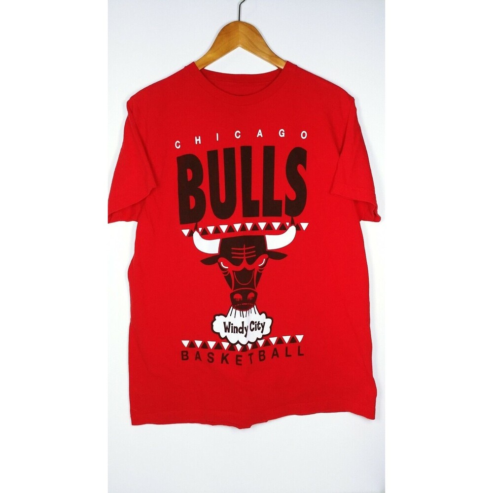 Mustache Brigade NBA Chicago Bulls Basketball Windy City Red Graphic Shirt Large